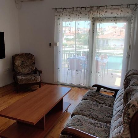 Apartment Dea Трогір Екстер'єр фото