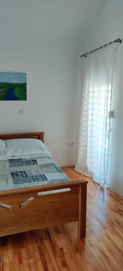 Apartment Dea Трогір Екстер'єр фото